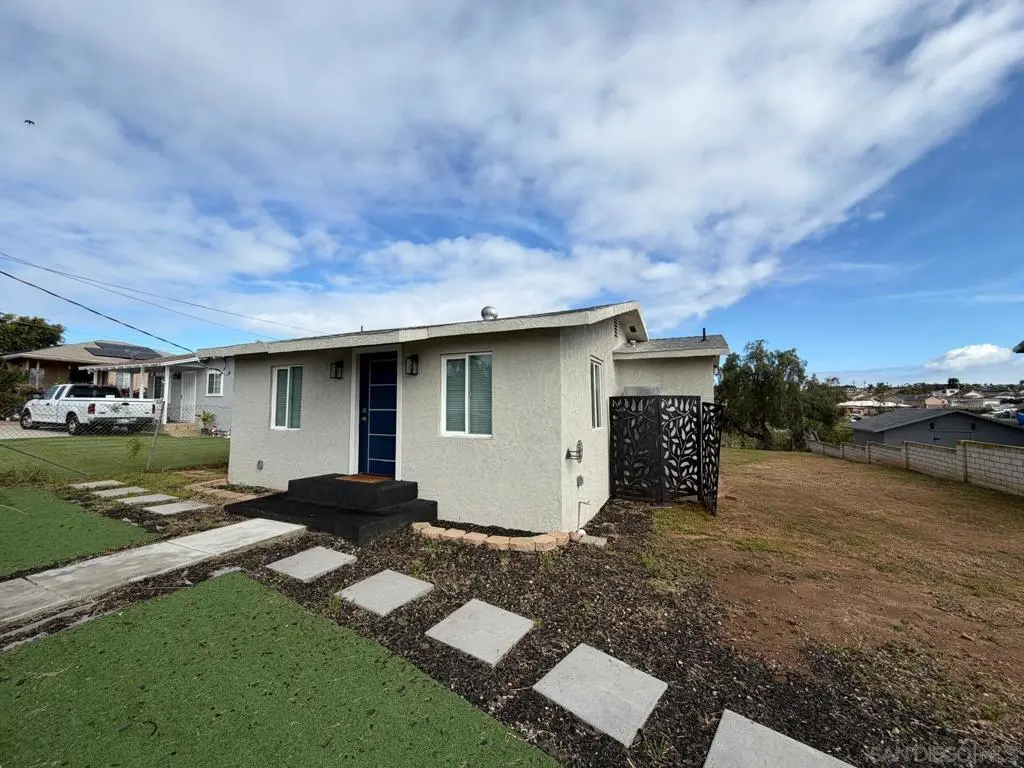 2959 Ridgeway Dr, National City, CA — listing photo 1