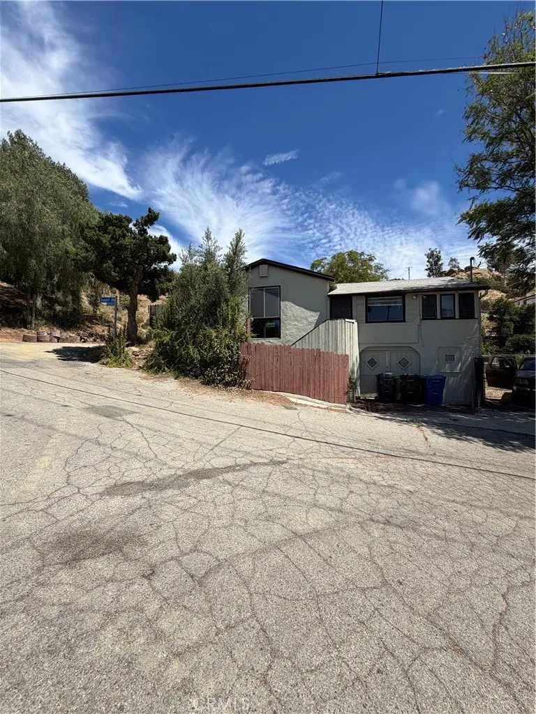 7157 Leota, Canoga Park, CA — listing photo 1