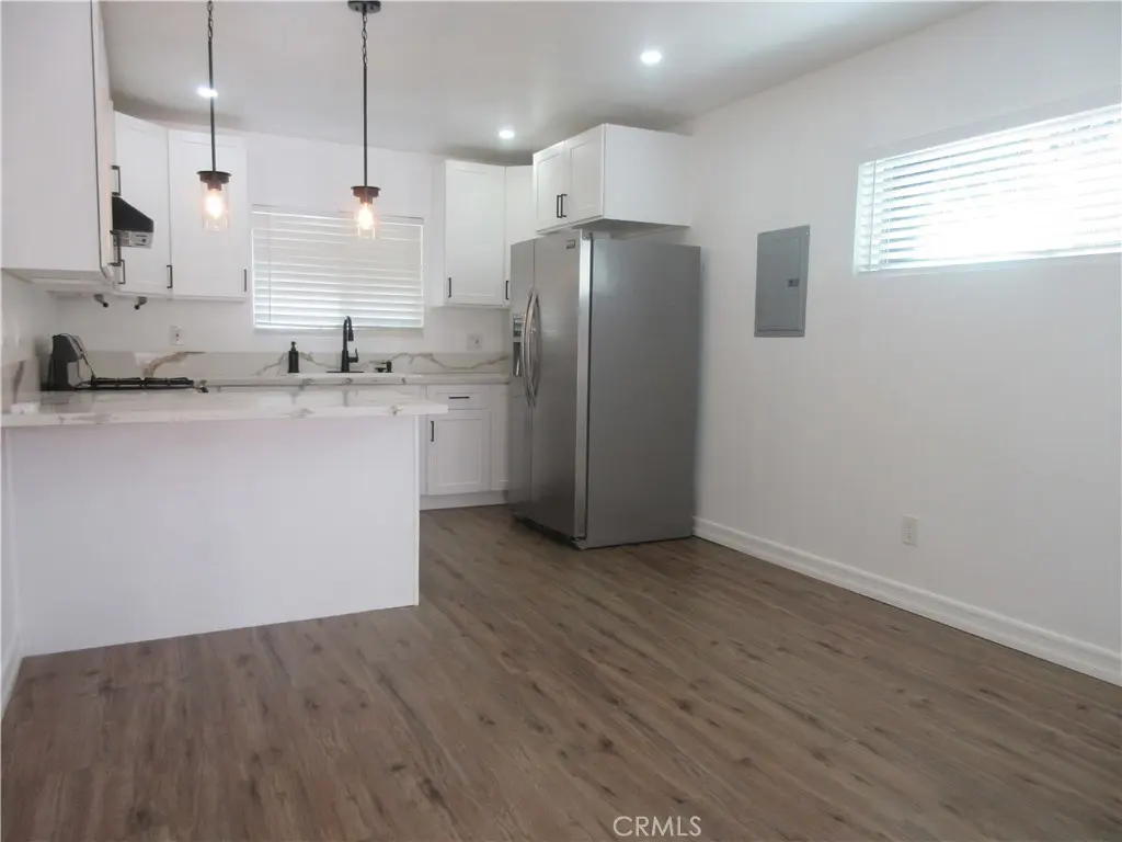 Residential Lease for rent at 13343 Herron, Los Angeles, Los Angeles County, CA featuring 1 bed and 1 bath