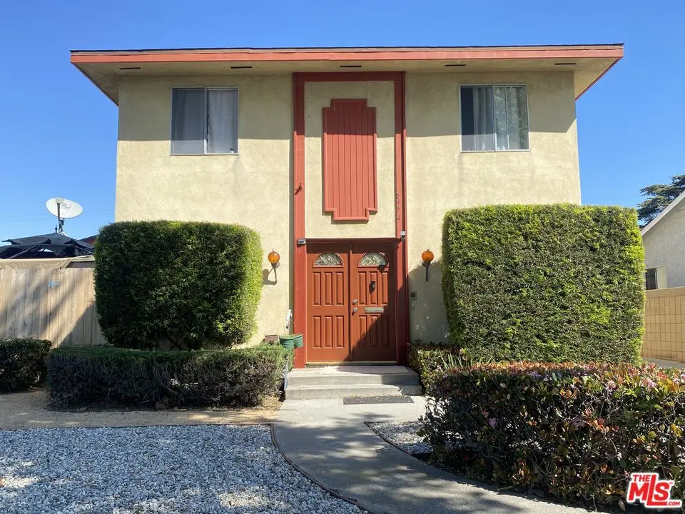 545 E Hillsdale Street, Inglewood, CA — listing photo 1