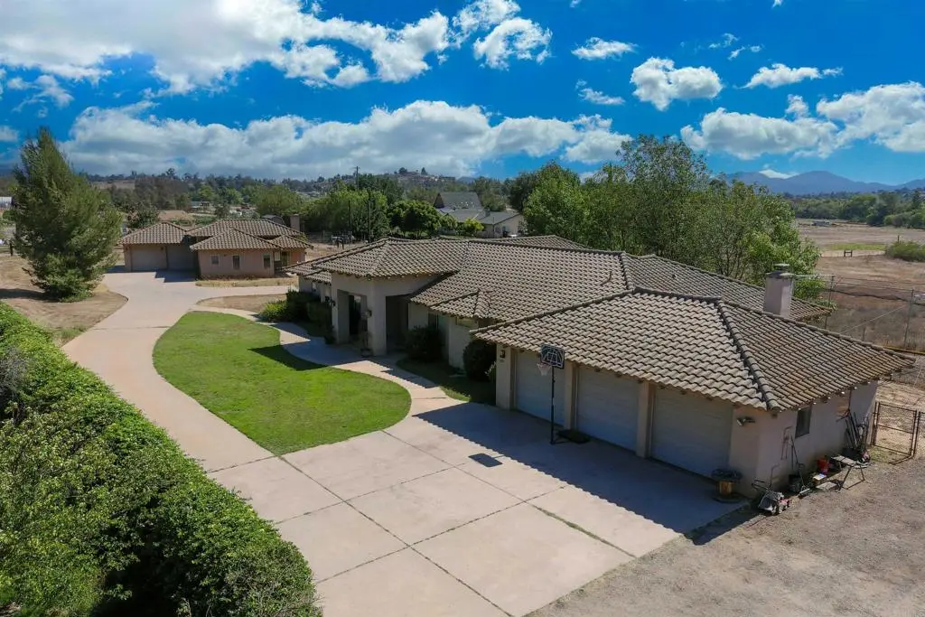 285 87 Penn Street, Ramona, CA — listing photo 1