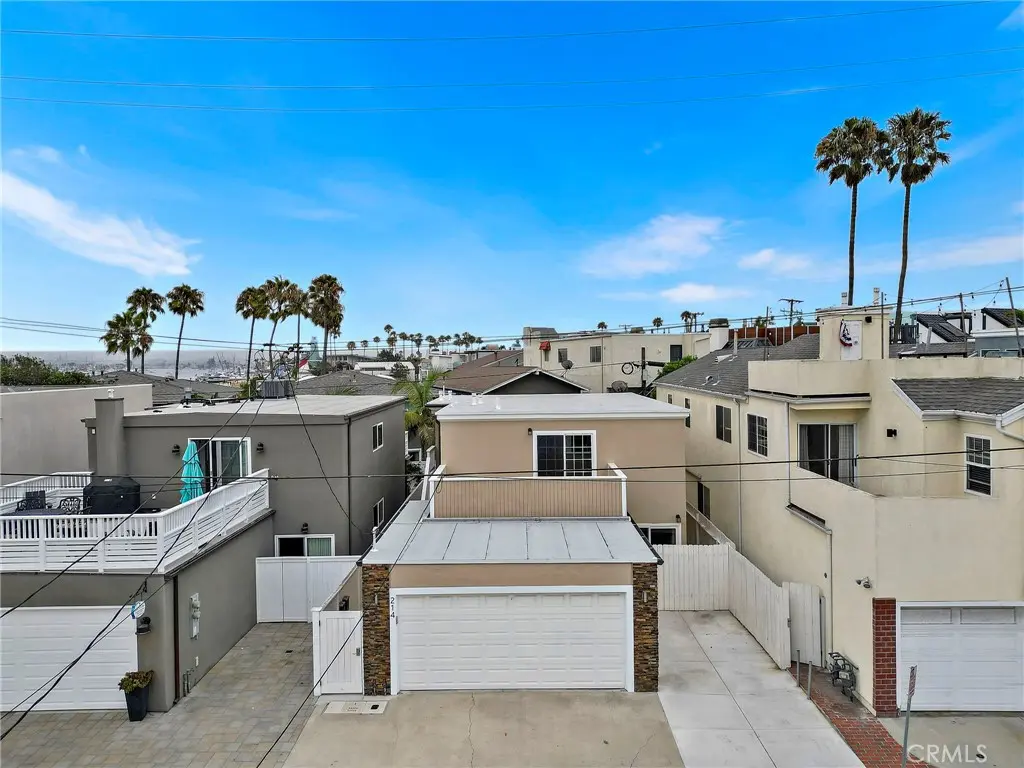 Apartment for rent at 214 20th Street A, Newport Beach, CA featuring 2 beds and 1 bath