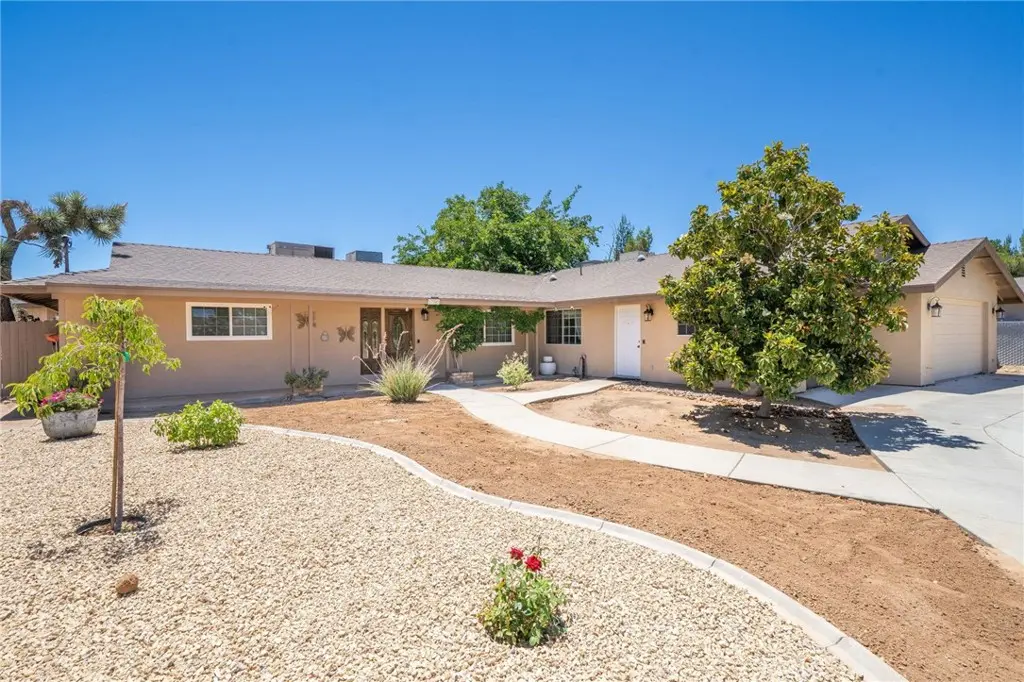 Single Family Residence for sale at 17345 Vista St, Hesperia, CA featuring 5 beds and 3 baths