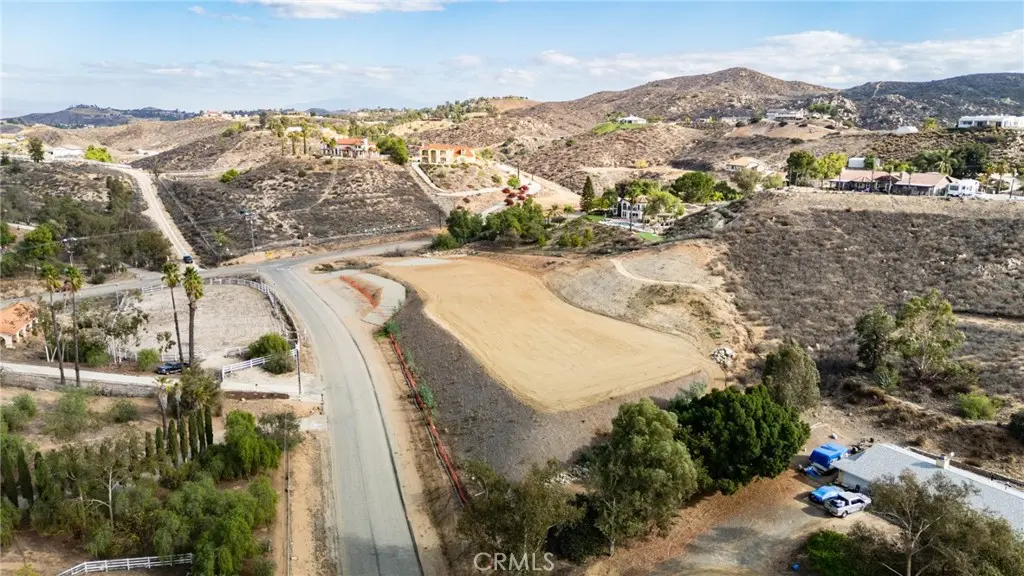 14735 Descanso, Lake Mathews, CA — listing photo 1