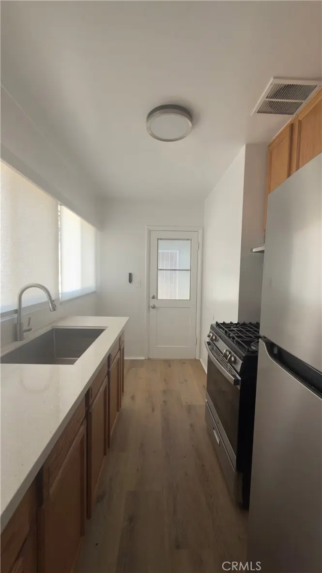 Apartment for rent at 622 N Olive A, Anaheim, CA featuring 1 bed and 1 bath