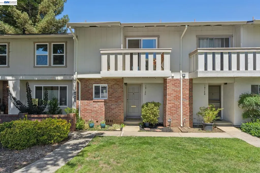 Townhouse for sale at 1814 Wildbrook Ct C, Concord, CA featuring 2 beds and 2 baths