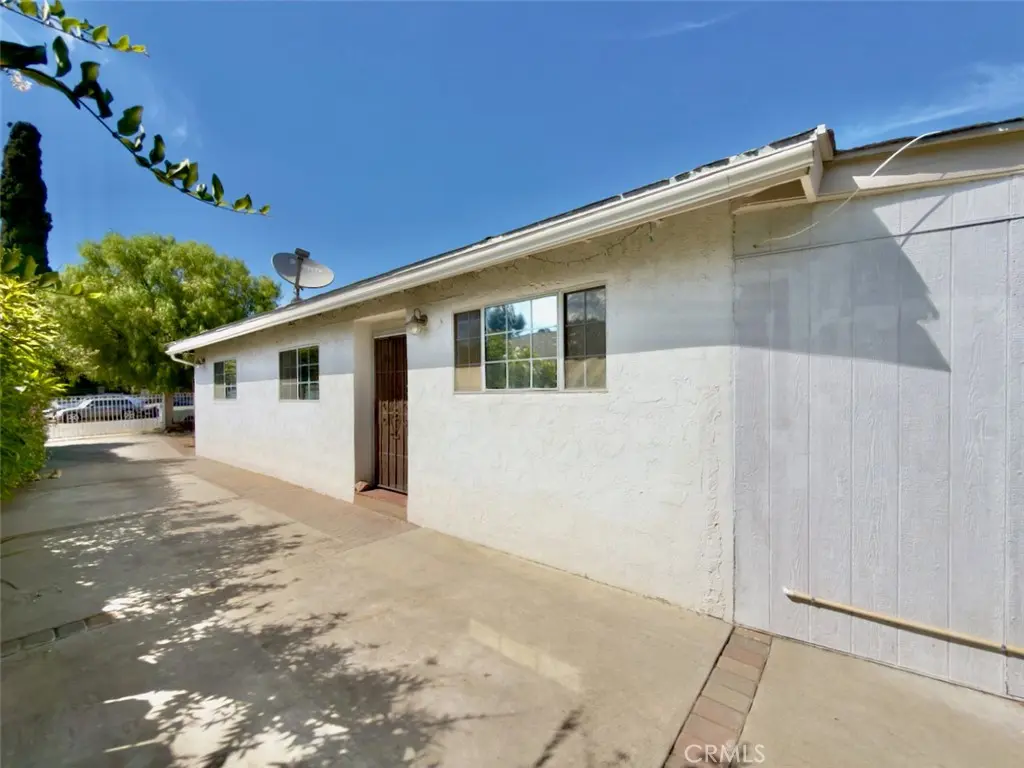 11454 Sunburst Street, Lakeview Terrace, CA — listing photo 1