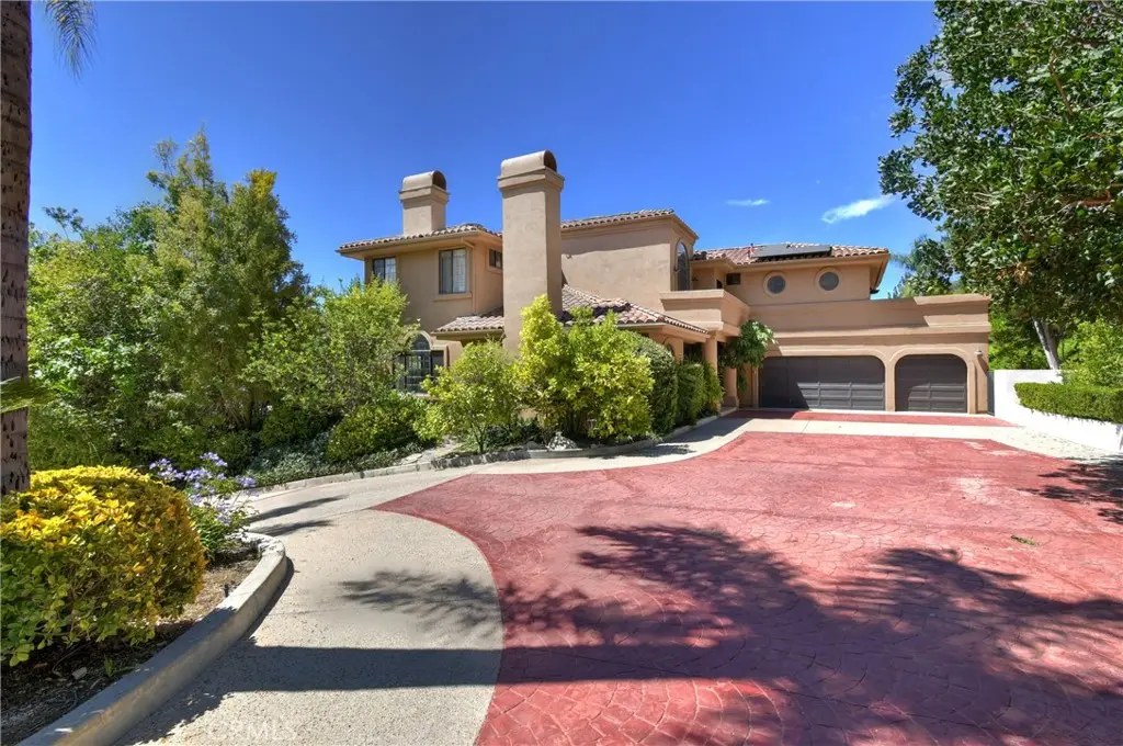 Single Family Residence for sale at 4423 Tedregal Court, Calabasas, CA featuring 4 beds and 5 baths