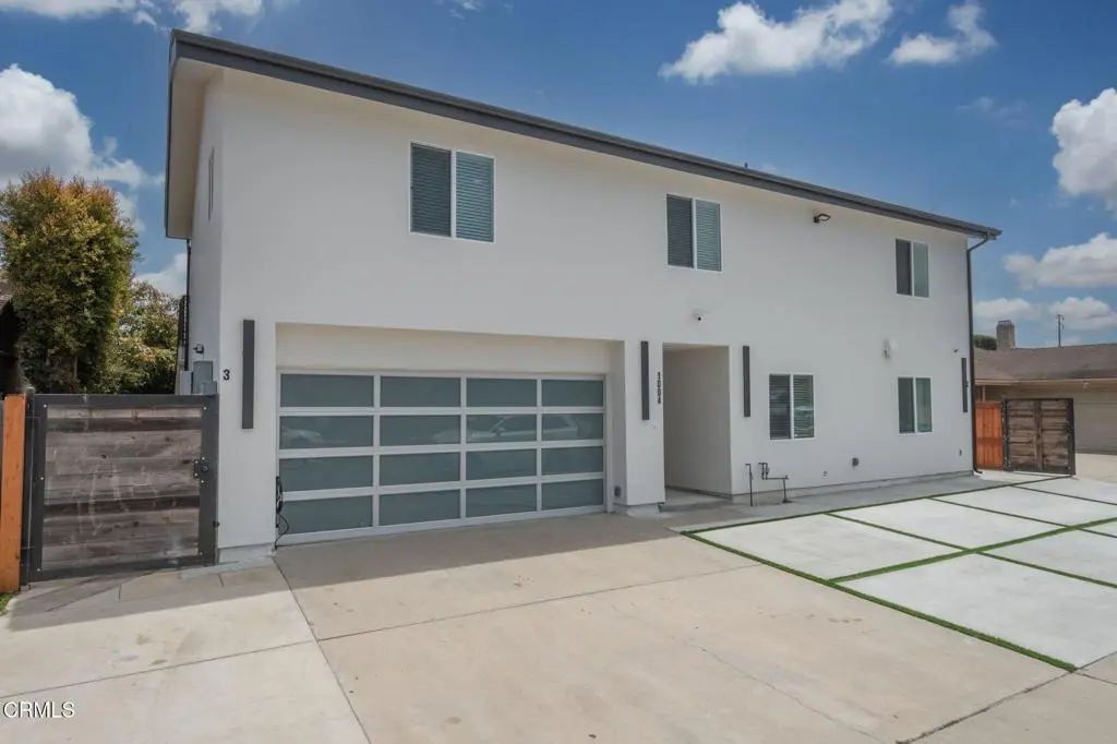 Condominium for rent at 1004 Jurymast Drive #3, Oxnard, CA featuring 2 beds and 2 baths