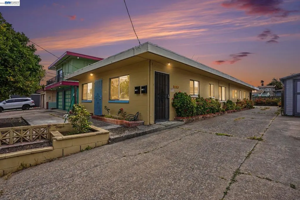Duplex for sale at 1110 Buena Vista, Alameda, CA