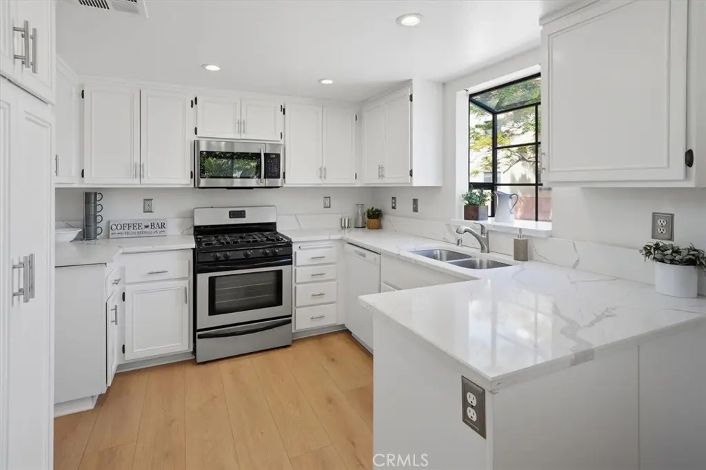 18102 Erik Court 553, Canyon Country, CA — listing photo 1