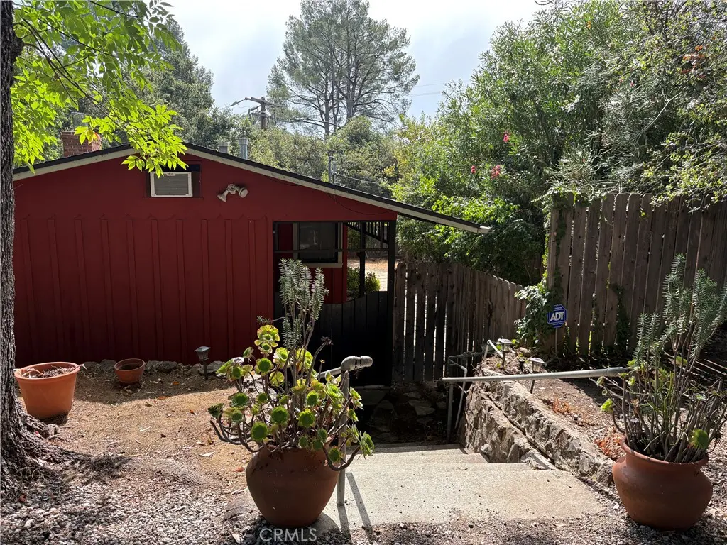21313 Hillside Dr, Topanga, CA — listing photo 1
