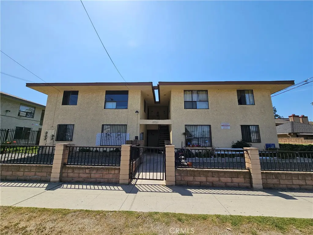 1574 Laurel Avenue, Pomona, CA — listing photo 1