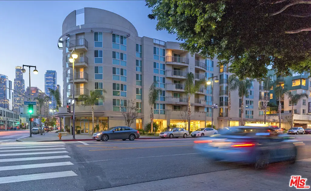 Condominium for rent at 267 S San Pedro Street 213, Los Angeles, CA featuring 2 beds and 2 baths