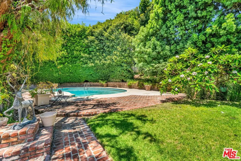 Single Family Residence for rent at 701 N Sierra Drive, Beverly Hills, CA featuring 5 beds and 5 baths