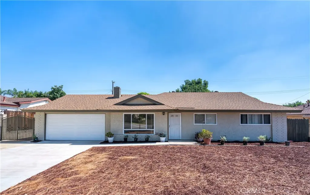 1460 N Towne, Claremont, CA — listing photo 1