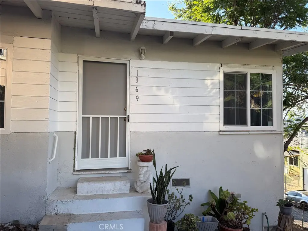 Single Family Residence for sale at 1369 Volney, Los Angeles, CA featuring 2 beds and 1 bath