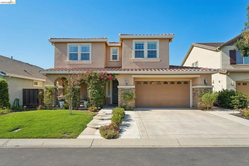8586 Pinehollow Cir, Discovery Bay, CA — listing photo 1