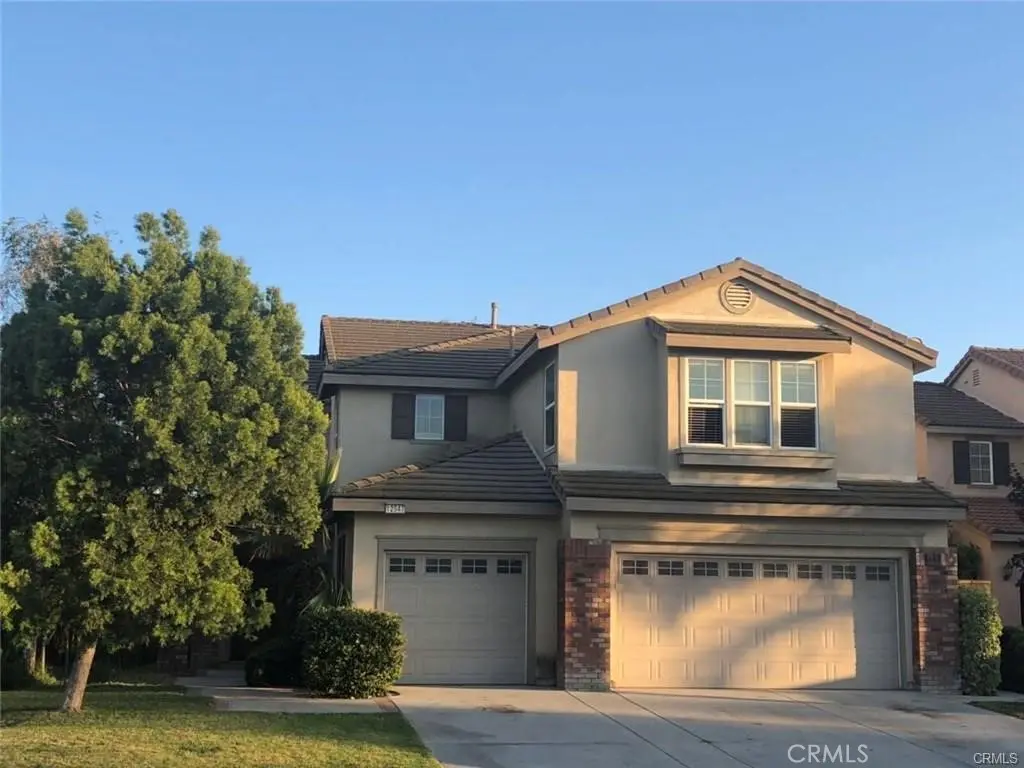 Residential Lease for rent at 12947 Clemson, Eastvale, Riverside County, CA featuring 5 beds and 3 baths