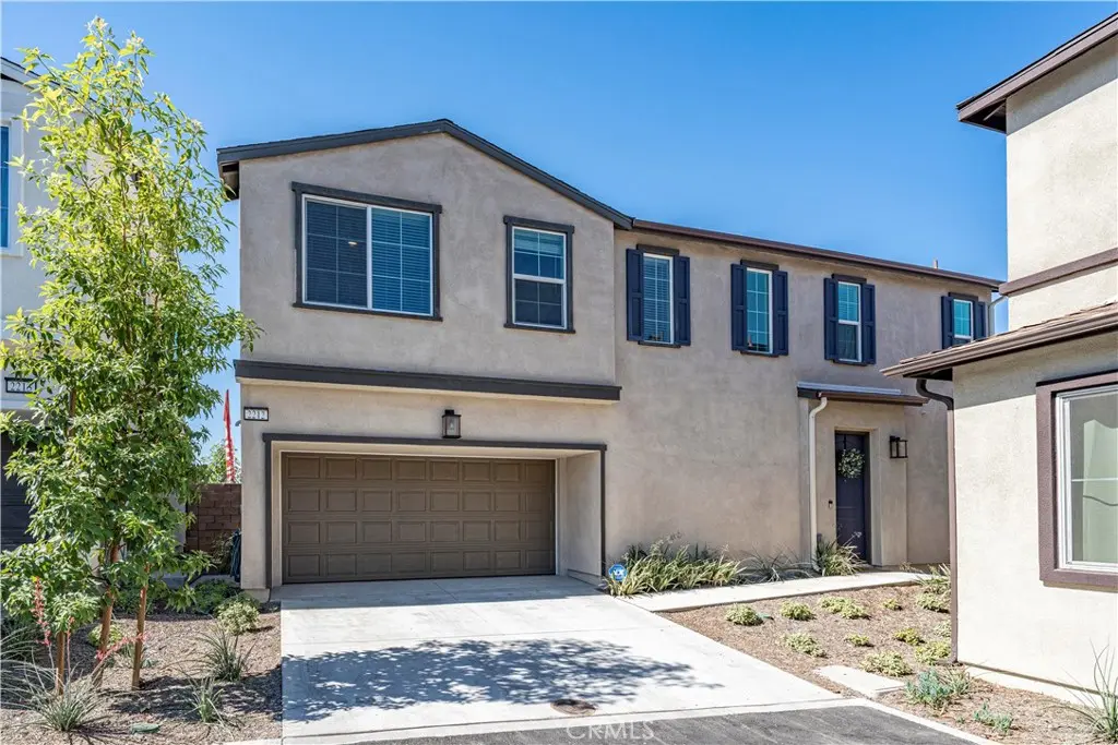 2212 N Baldridge Canyon Court, Highland, CA — listing photo 1