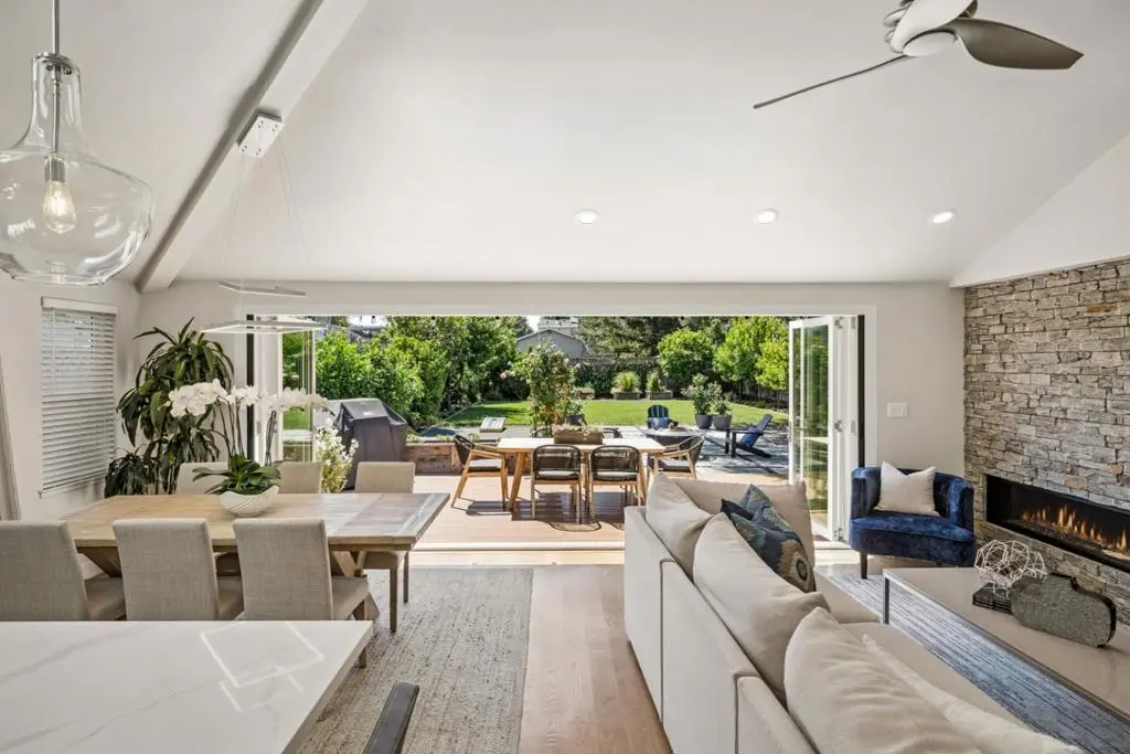 2025 Jefferson Avenue, Redwood City, CA — listing photo 1