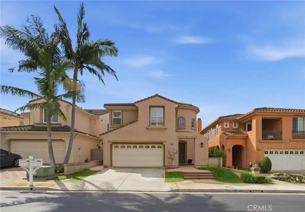 Single Family Residence for sale at 7124 Forest Glen Drive, Huntington Beach, CA featuring 4 beds and 3 baths