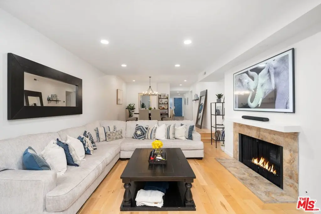 4338 Redwood Avenue B213, Marina Del Rey, CA — listing photo 1