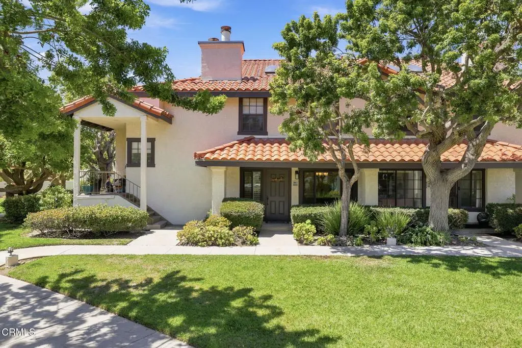 Condominium for sale at 2253 Martinique Lane, Oxnard, CA featuring 2 beds and 2 baths