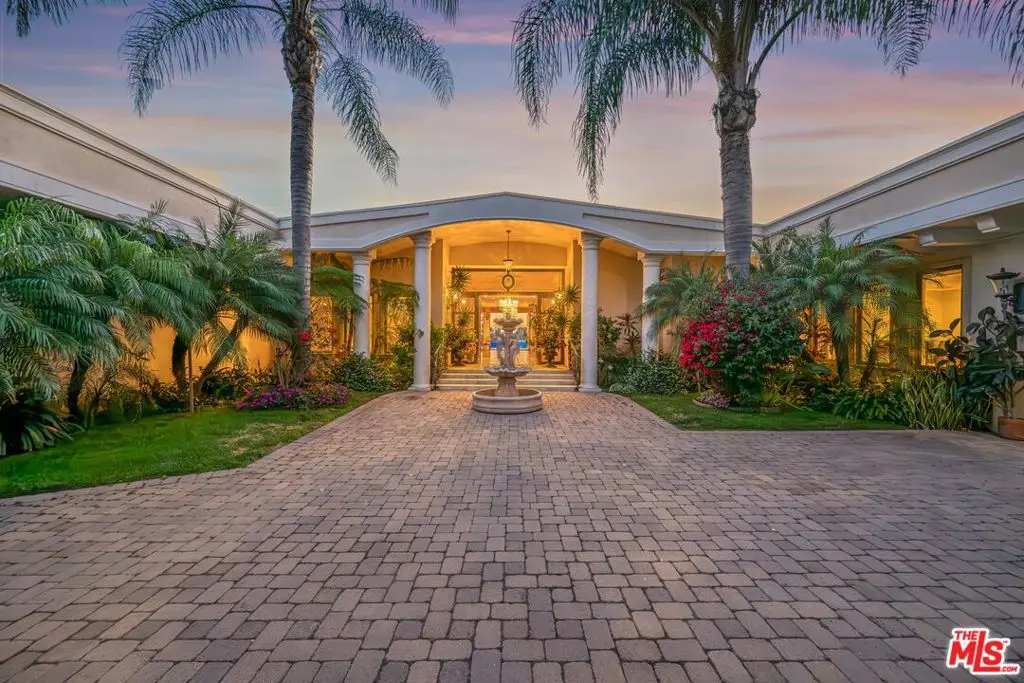 Single Family Residence for rent at 1575 Alexis Place, Beverly Hills, CA featuring 5 beds and 5 baths