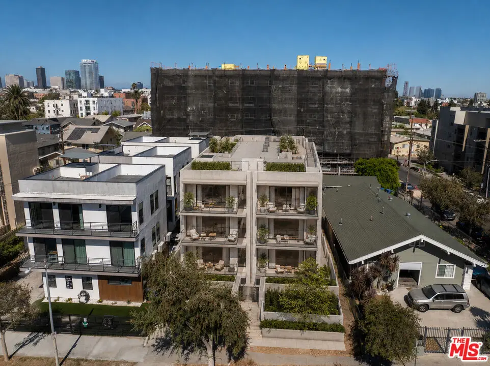 Single Family Residence for sale at 932 S Harvard Boulevard, Los Angeles, CA featuring 5 beds and 4 baths