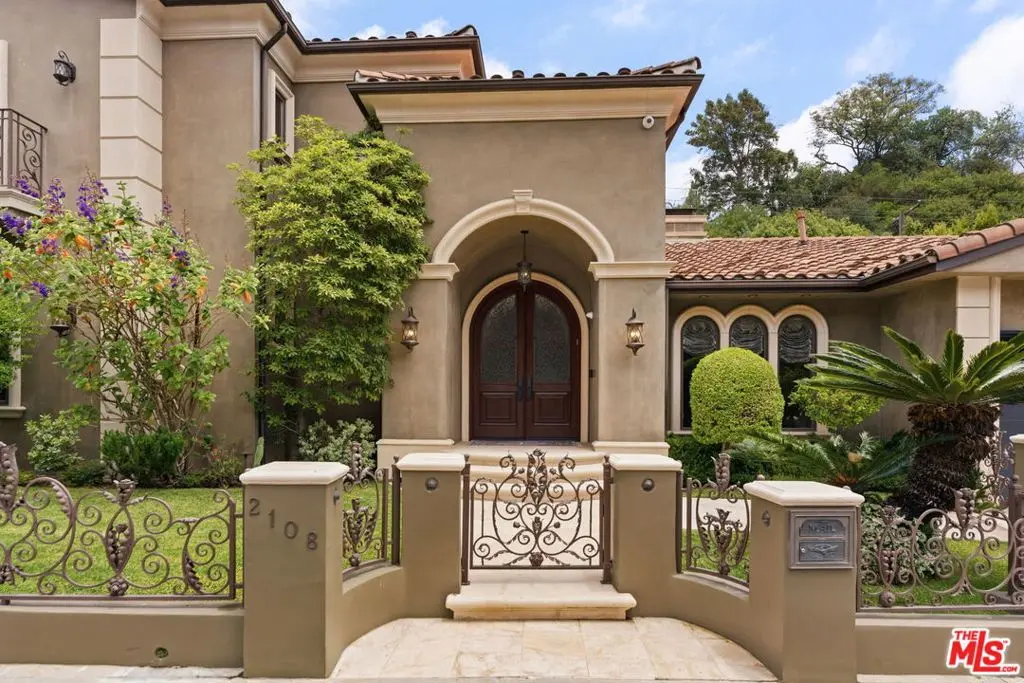 Single Family Residence for rent at 2108 San Ysidro Drive, Beverly Hills, CA featuring 6 beds and 6 baths