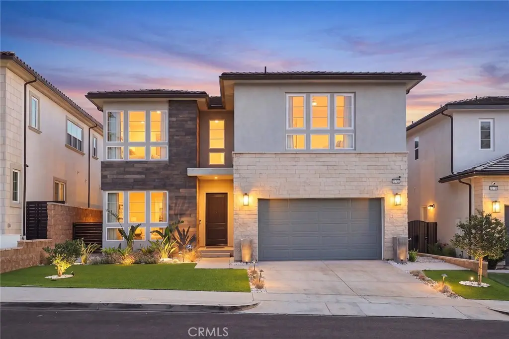 20732 W Bluebird Court, Porter Ranch, CA — listing photo 1