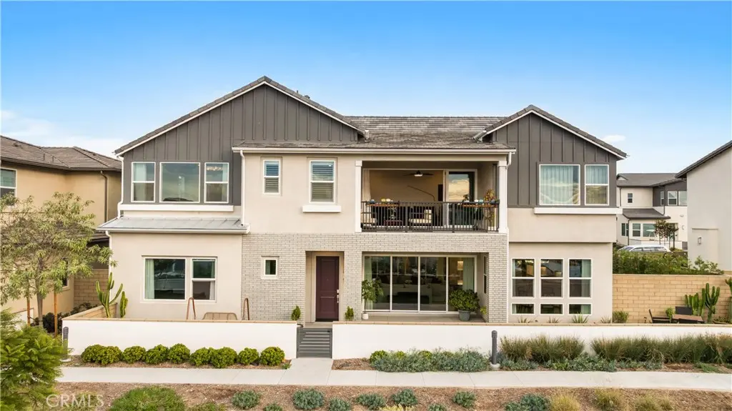 Condominium for rent at 262 Sora, Irvine, CA featuring 5 beds and 5 baths