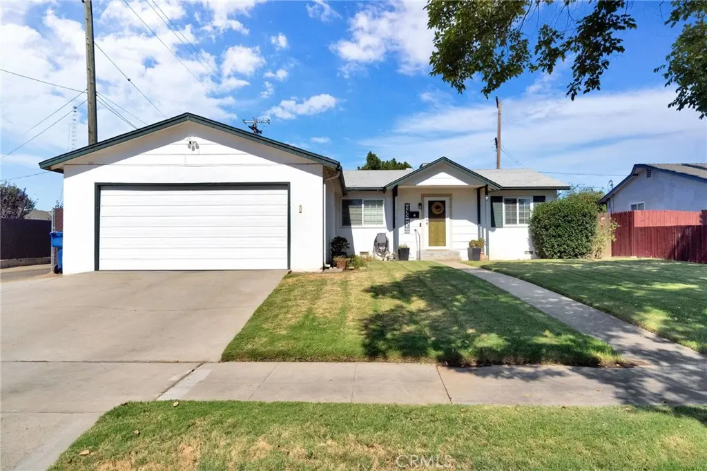 4619 N Clark, Fresno, CA — listing photo 1