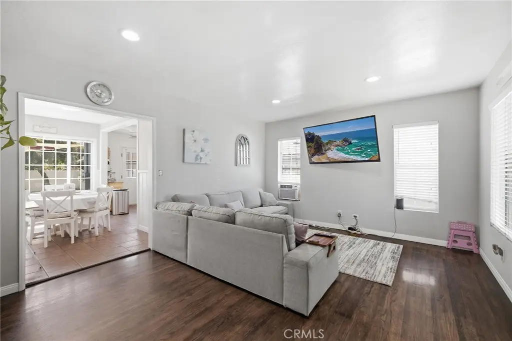 Single Family Residence for sale at 5952 Gaviota, Long Beach, CA featuring 2 beds and 1 bath