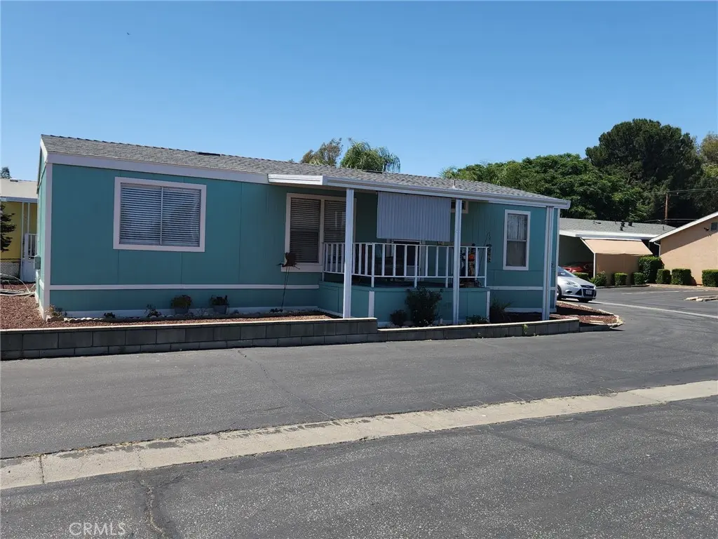 Manufactured In Park for sale at 21601 Canyon Drive 42, Wildomar, CA featuring 3 beds and 2 baths