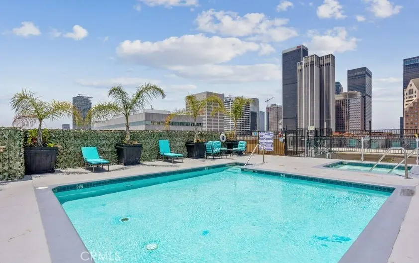 Condominium for sale at 312 W 5th Street 1003, Los Angeles, CA featuring 1 bed and 1 bath