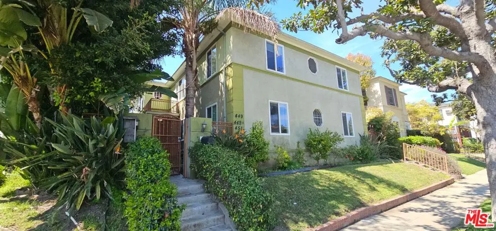 Residential Lease for rent at 451 S Doheny Drive 451, Beverly Hills, Los Angeles County, CA featuring 2 beds and 2 baths