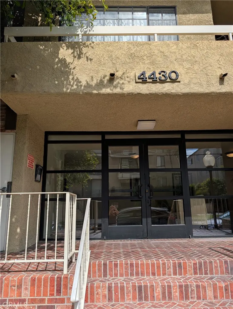 4430 Noble Av, Sherman Oaks, CA — listing photo 1