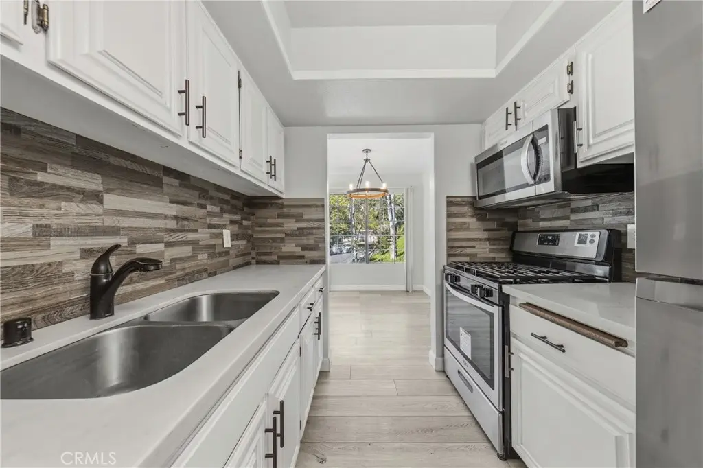 600 Central Avenue 376, Riverside, CA — listing photo 1