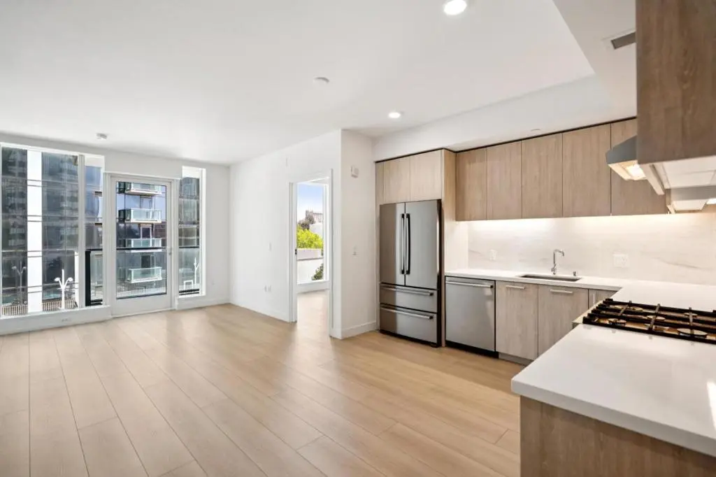 188 W Saint James Street 11315, San Jose, CA — listing photo 1