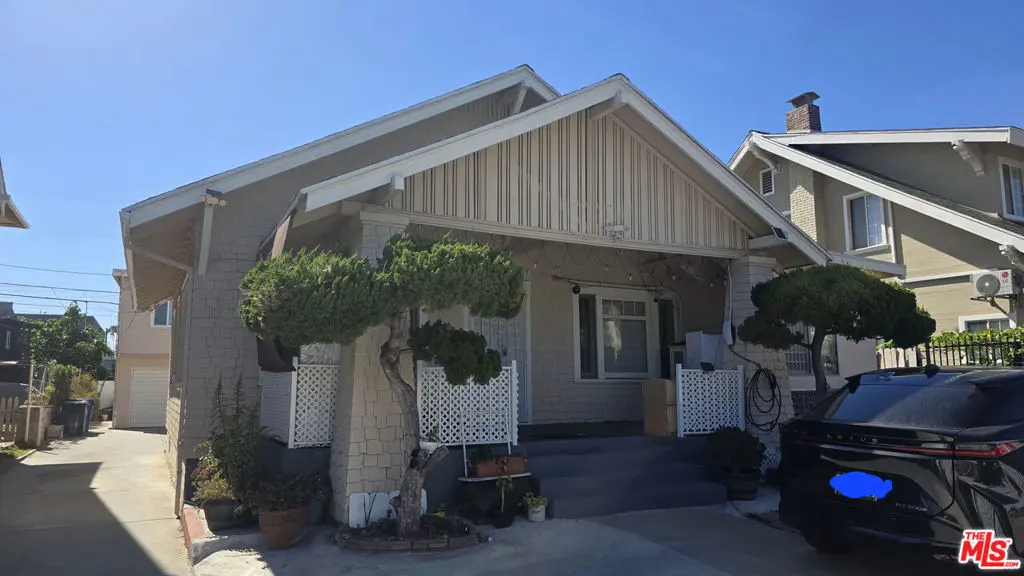 Residential Lease for rent at 1409 S 12th, Los Angeles, Los Angeles County, CA featuring 1 bed and 1 bath