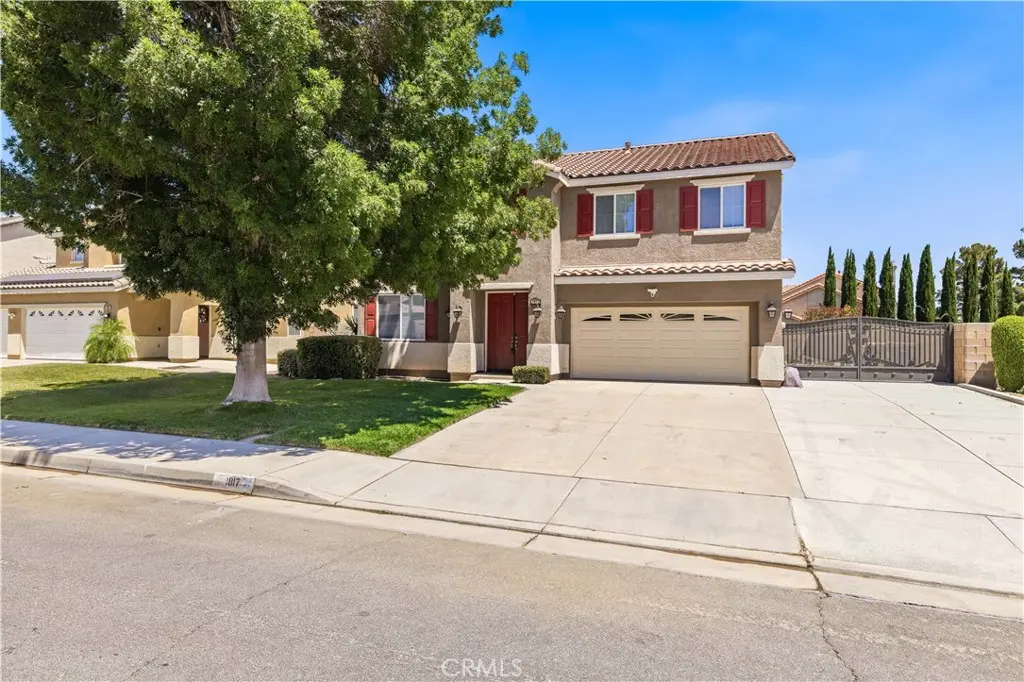 Single Family Residence for sale at 1817 Sunshine, Palmdale, CA featuring 3 beds and 3 baths