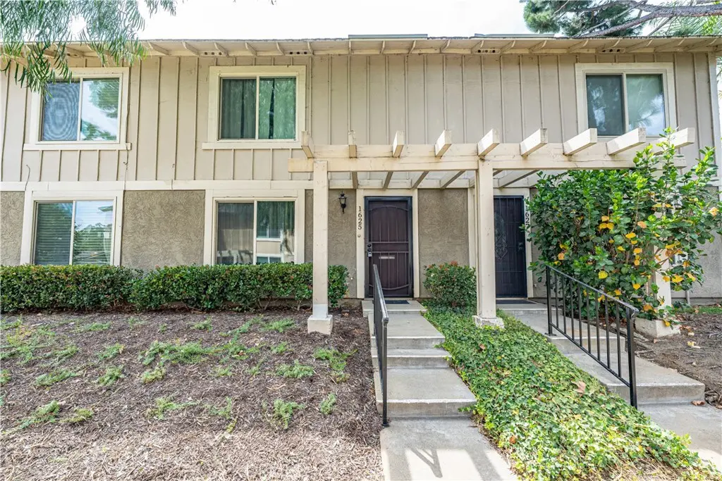 Townhouse for sale at 1625 Heather Drive, La Verne, CA featuring 3 beds and 2 baths