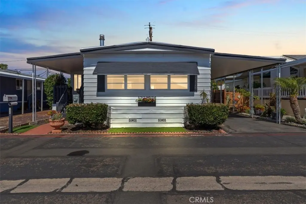 16444 Bolsa Chica 26, Huntington Beach, CA — listing photo 1
