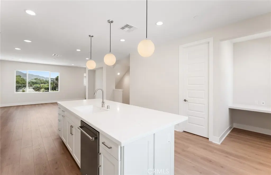 101 Sorrel Court, Burbank, CA — listing photo 1