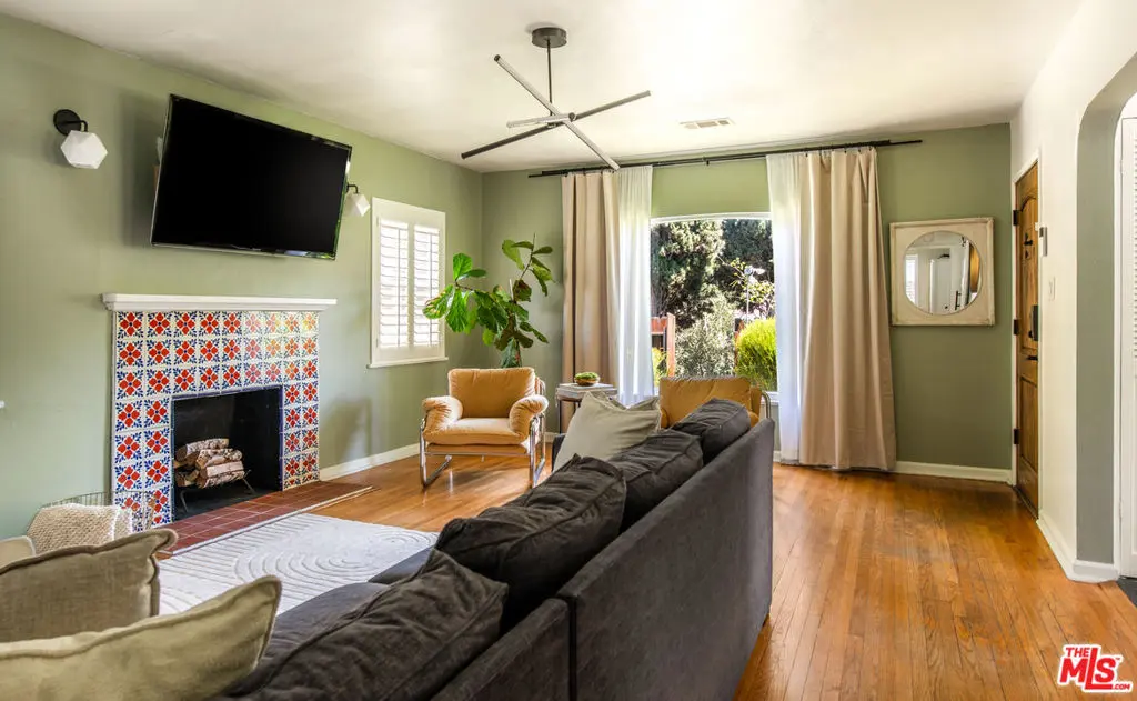 Single Family Residence for sale at 3209 Bennett Drive, Los Angeles, CA featuring 3 beds and 2 baths