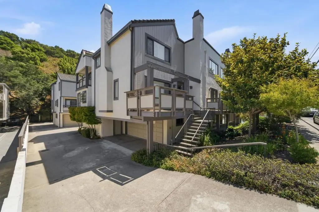 2411 Carlmont Drive 107, Belmont, CA — listing photo 1