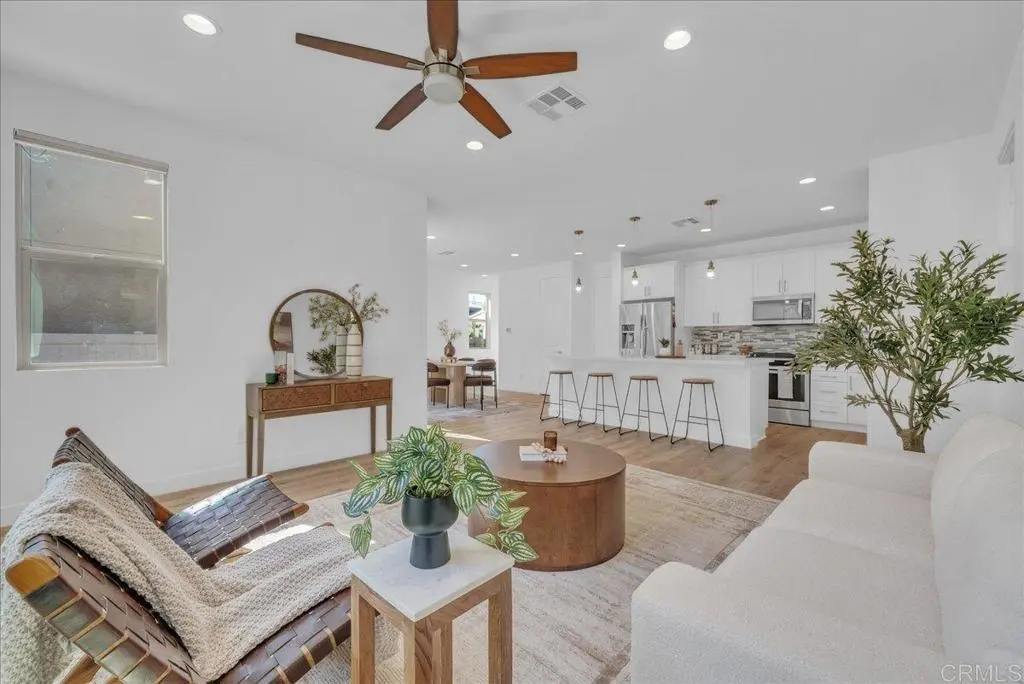 1267 Via Candelas, Oceanside, CA — listing photo 1