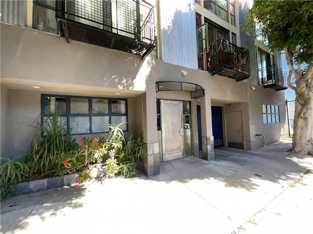 Condominium for sale at 161 Gilbert Street 16, San Francisco, CA featuring 1 bed and 1 bath
